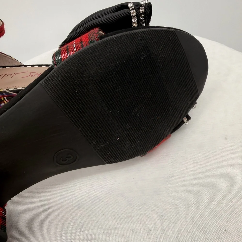 Betsey Johnson betsey johnson